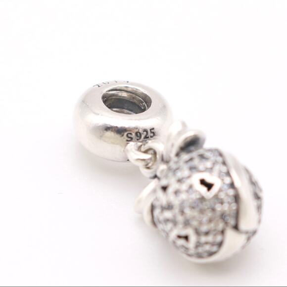 RARE Authentic PANDORA 2014 Limited Edition Christmas Ornament - 791411CZ - Picture 6 of 11